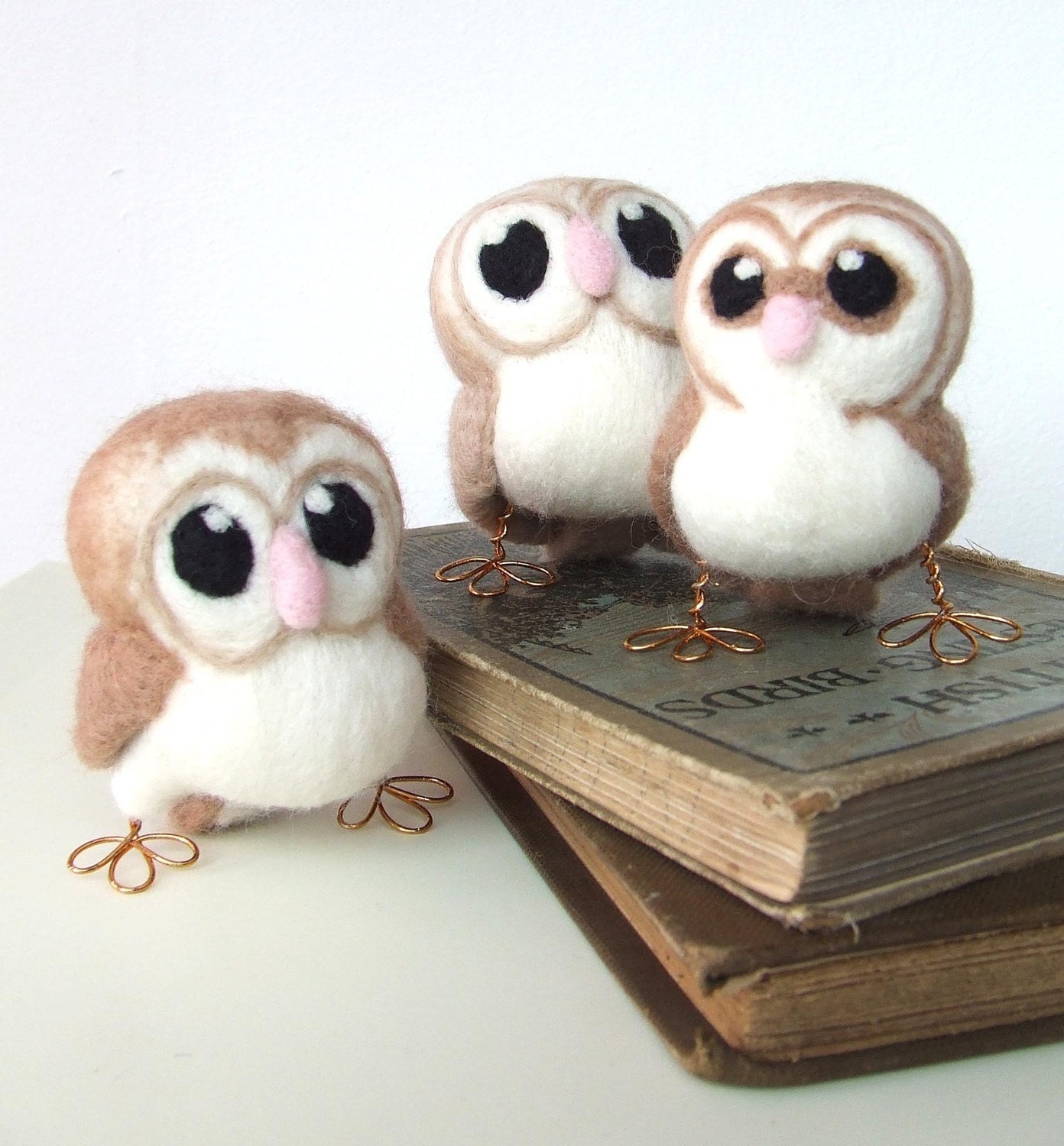 Needlefelted Owl Barn Owl in soft Browns With Heart shaped Face Felt Bird