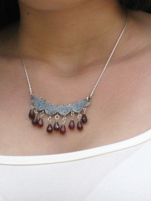 Silver and garnet  necklace, burgundy facetted zircon teardrops