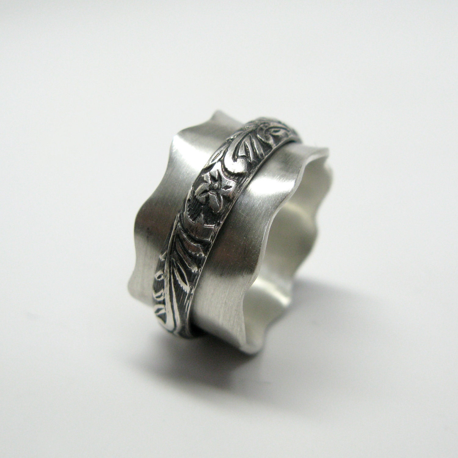 Modern Victorian Floral Spinner Ring in Argentium and Sterling Silver