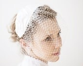 Mini Bridal Cocktail Hat Delicate Weddings Off White Silk Headpiece Hand Rushed Unique Detachable Women Birdcage Veil Accessory