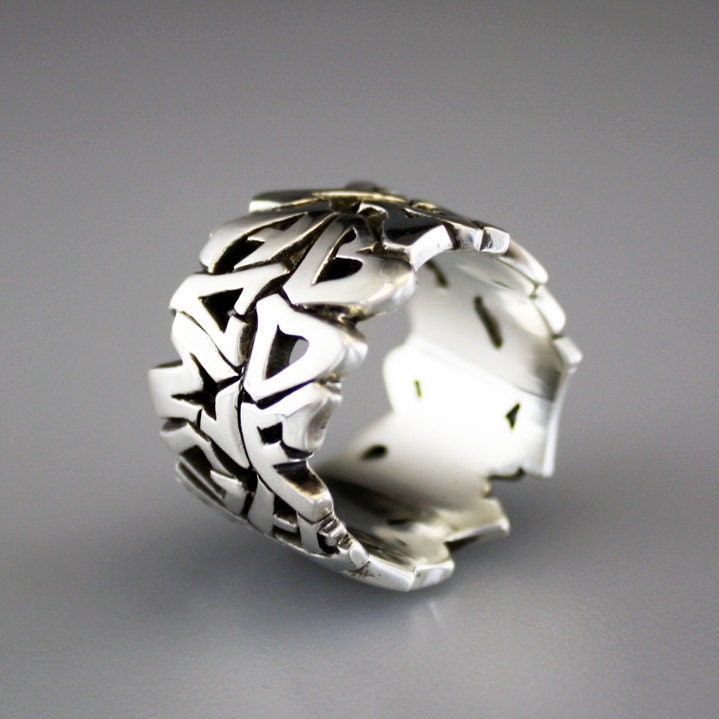 Graffilthy Ring