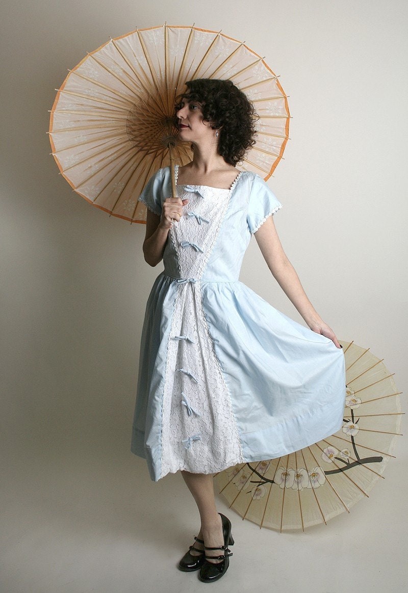 Vintage Alice In Wonderland Dress Sweet Sky Blue Daisy Dress - XS or small