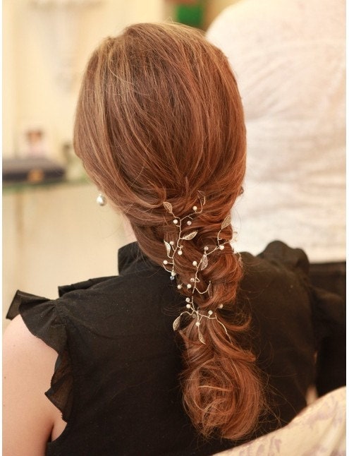 Bridal Hair Vine, Pearl, Leaf & Crystal on Silver - Customizable - merrittgade Bridal Hair Vine, Pearl, Leaf & Crystal on Silver - Customizable - merrittgade