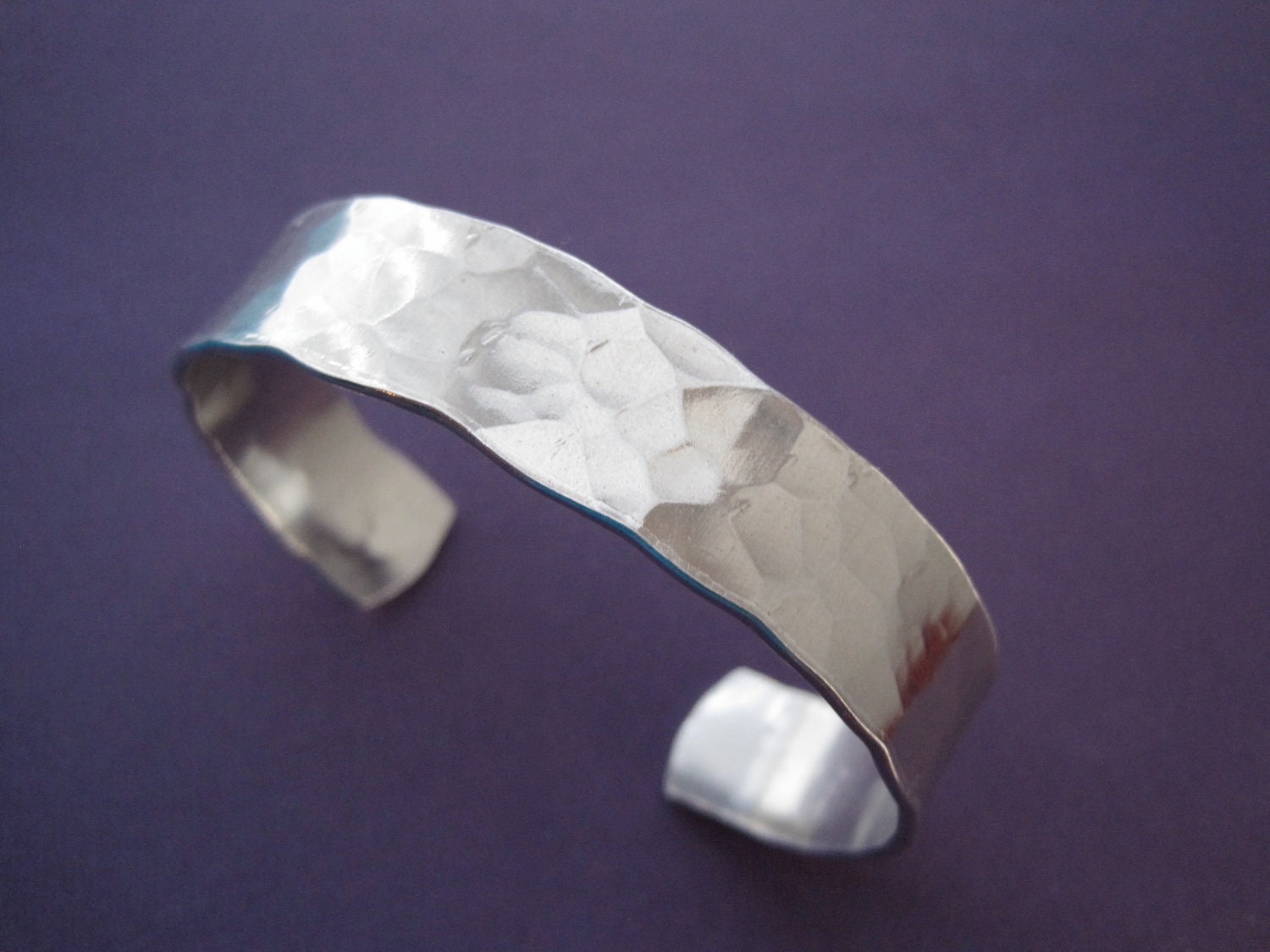 Personalized Hammered Bracelet - Hammered textured aluminum metal finish - Thick 1/2 inch