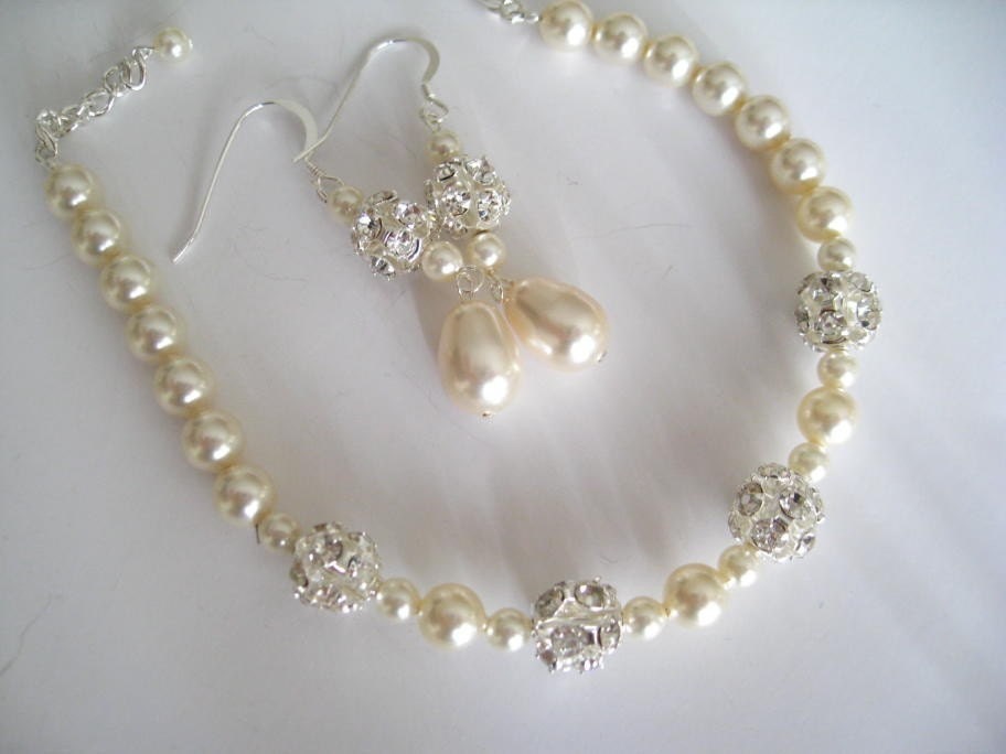 Brides- Bridesmaids- Rhinestone and Pearl Bracelet Earrings Bridesmaids Set- Bridesmaids Gifts