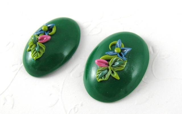 Cabochon Artisan Applique Floral Pair Green