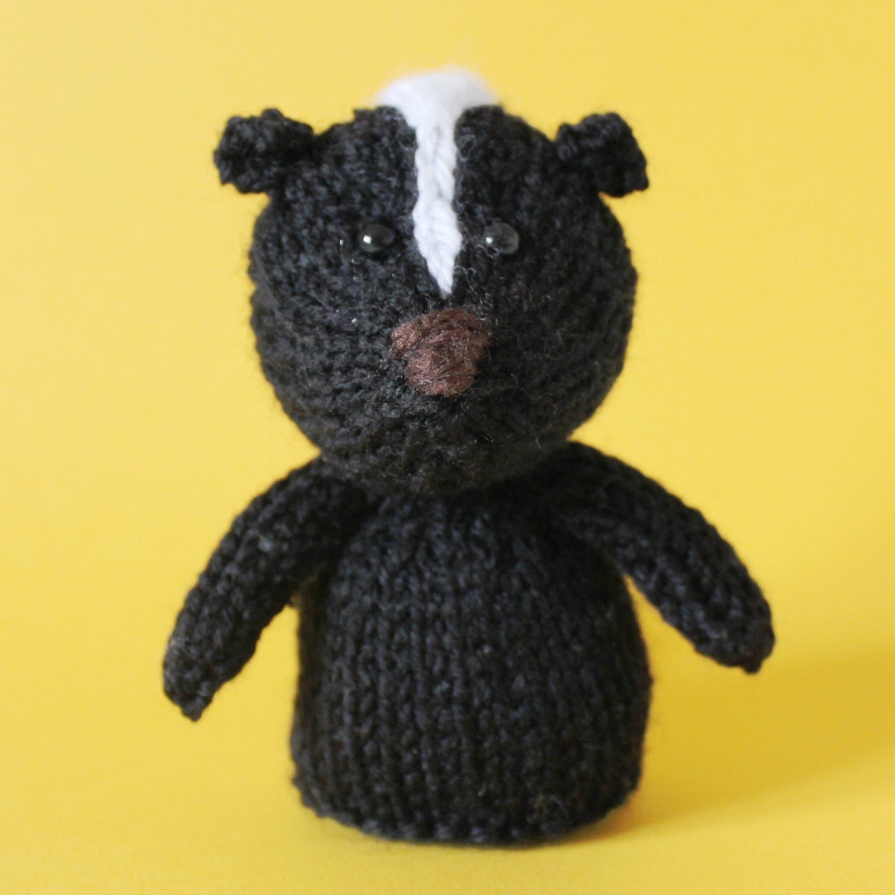 Skunk Toy Knitting Pattern (PDF)