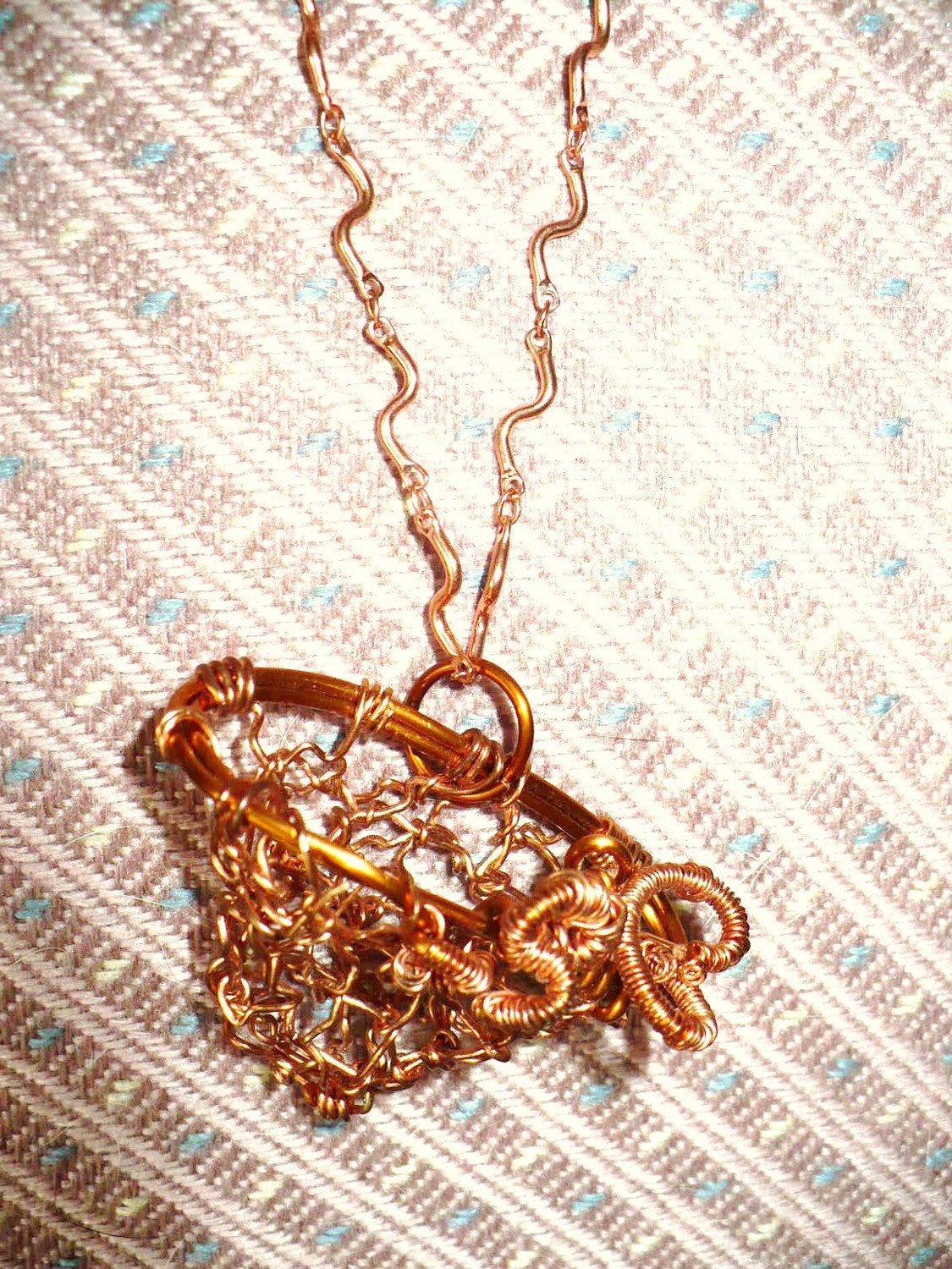 COPPER BASKET NECKLACE