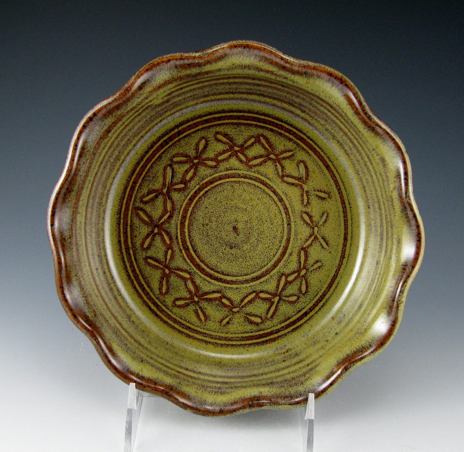 Quiche or Pie Plate A Beautiful 7 to 8 Inch Handmade Pottery Serving