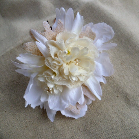 BRIDAL ADORNMENT, hairpin set on comb