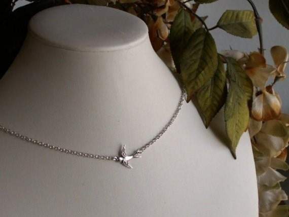 Vol Joyeux... Dainty antique silver sparrow necklace.