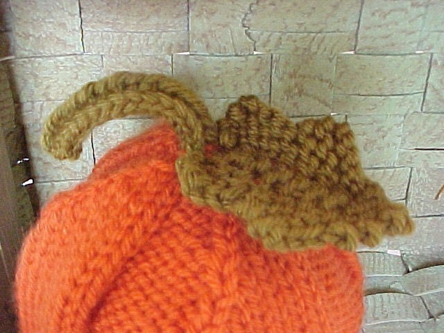Pumpkin Hat Knitted  Five sizes available NB to 4 yrs  Fall Photography Prop