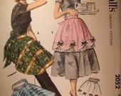 Rare Vintage 1956  Hostess Aprons McCalls 2052 Pattern,  UNCUT FF