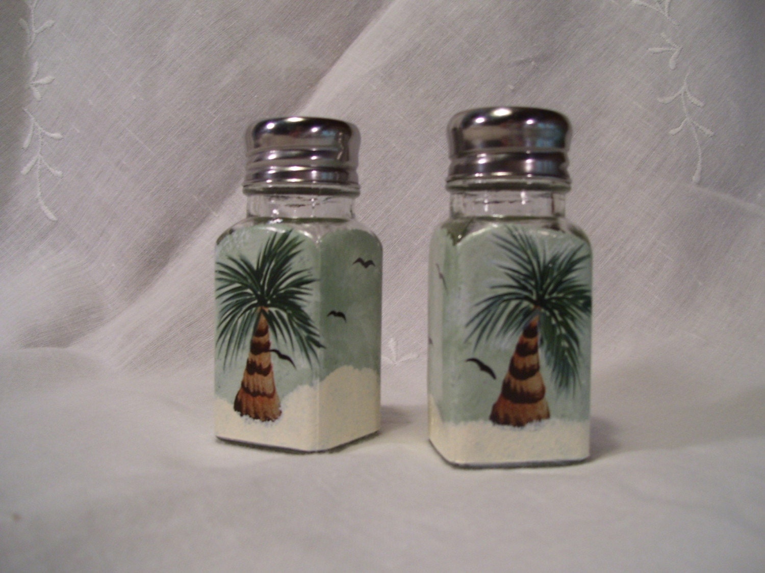 Palm tree salt and pepper shakers