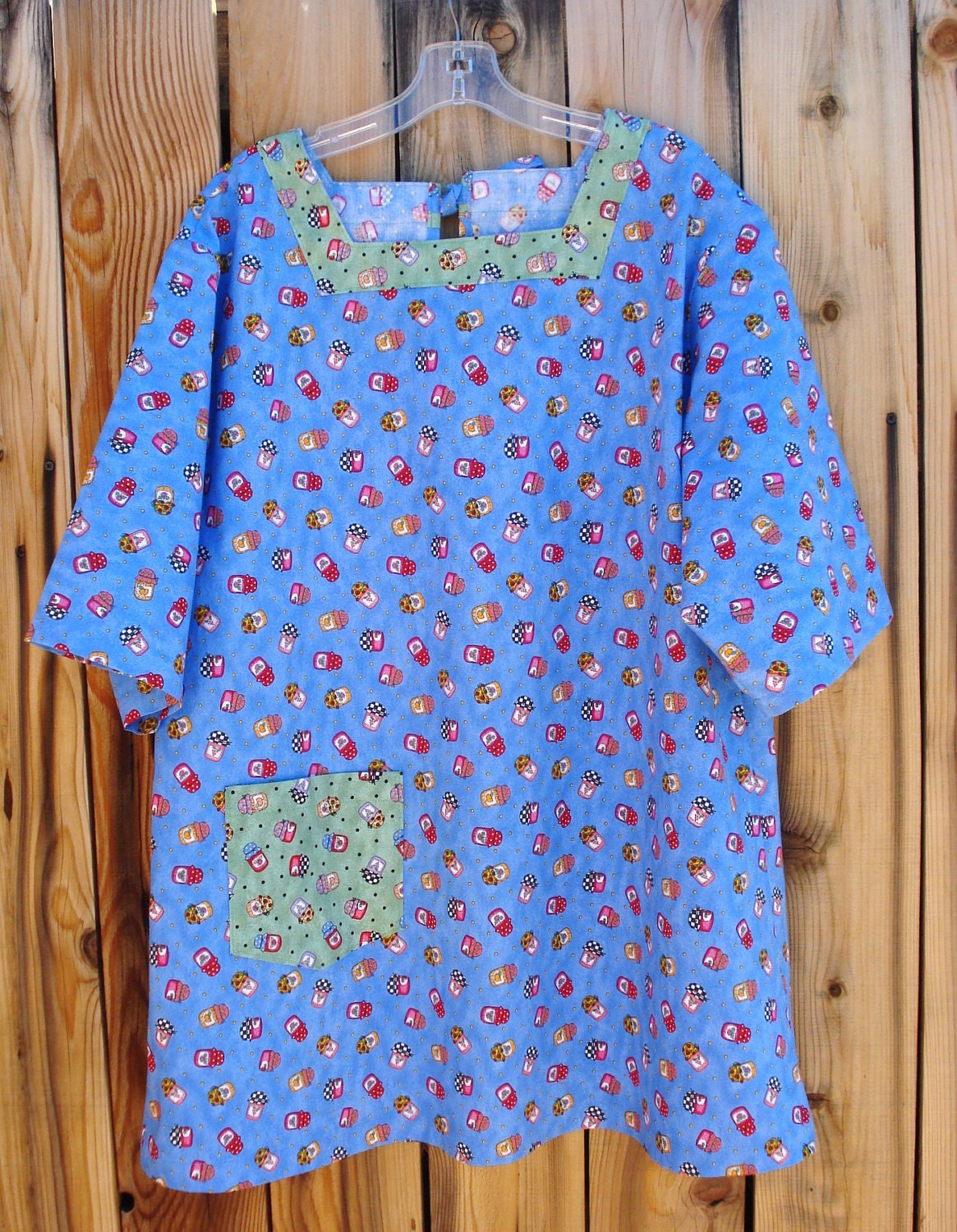 The Mama San Mamasan Kappogi Full Coverage Smock Apron in BLUE Jam & Jelly Print Size Large (18-20)