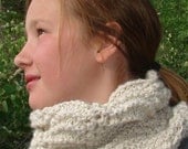 Neckwarmer Sparkle and Glow - Hand Knitted - Snuggle in Luxury