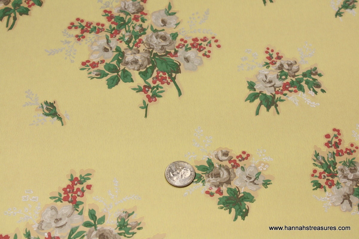 1940's Vintage Wallpaper white rose and pink flowers on yellow