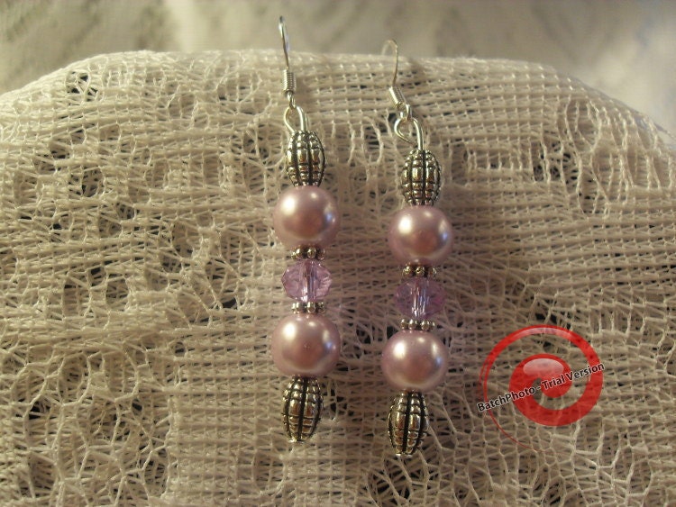 So Lovely . Lavender Glass Beads . Lavender Crystals . Silver Textured . Beaded Earrings . Silver Hooks