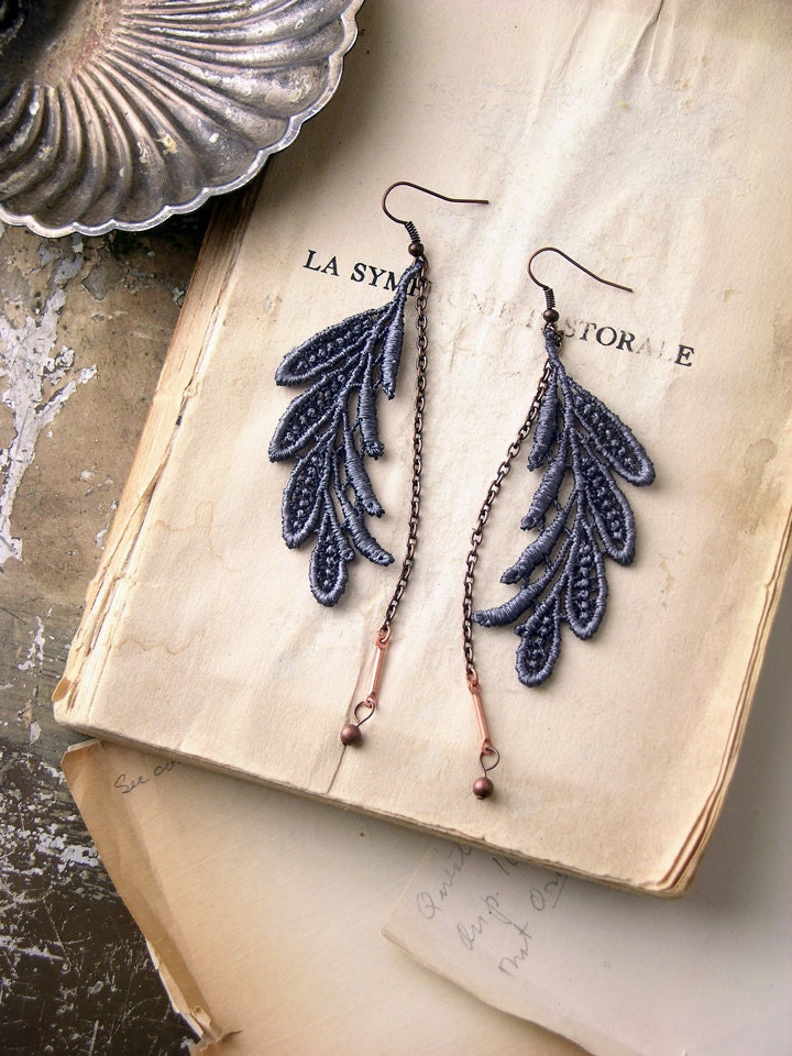 lace earrings - ELSA- grey