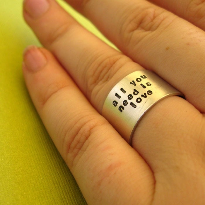 Personalized Long Quote Ring in Aluminum - Fat ring with Lots of Text