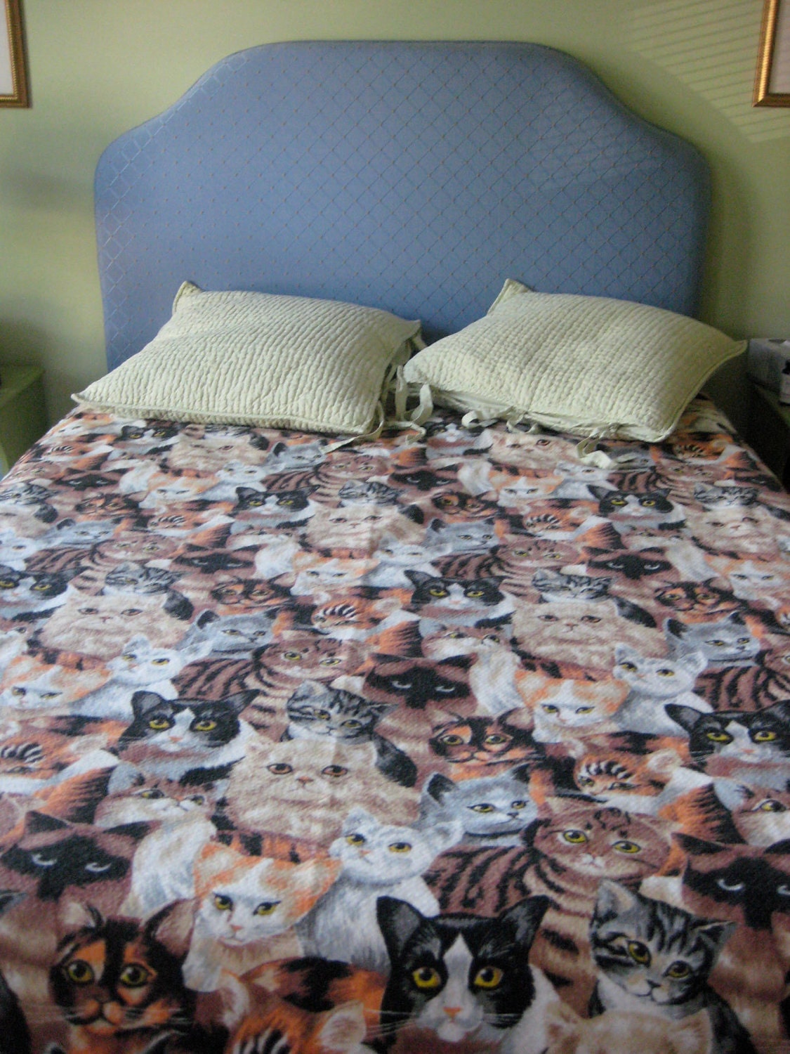 vintage NOS cat print bed spread blanket