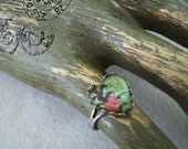 Petite Heart Cabochon Ring - Green