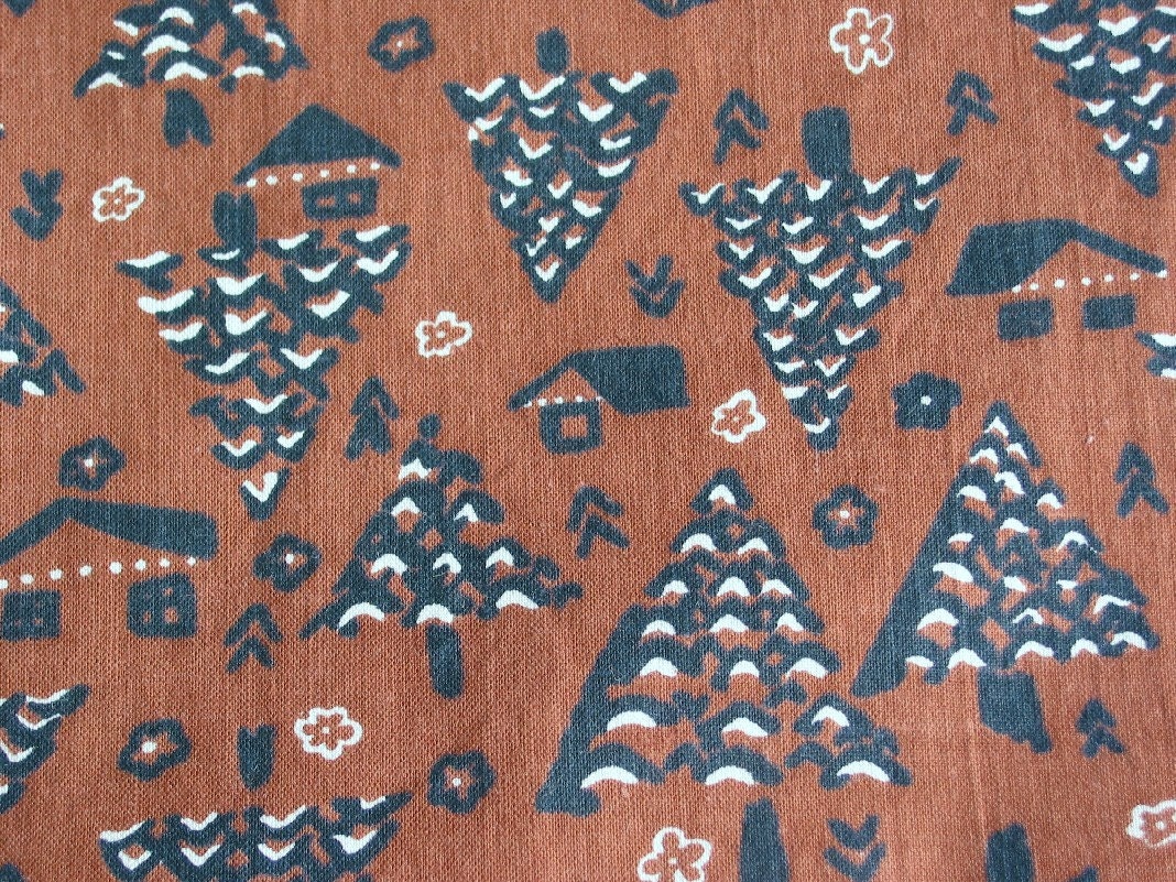Vintage 36W Novelty Fabric TREES Cabin and Daisies on Brown