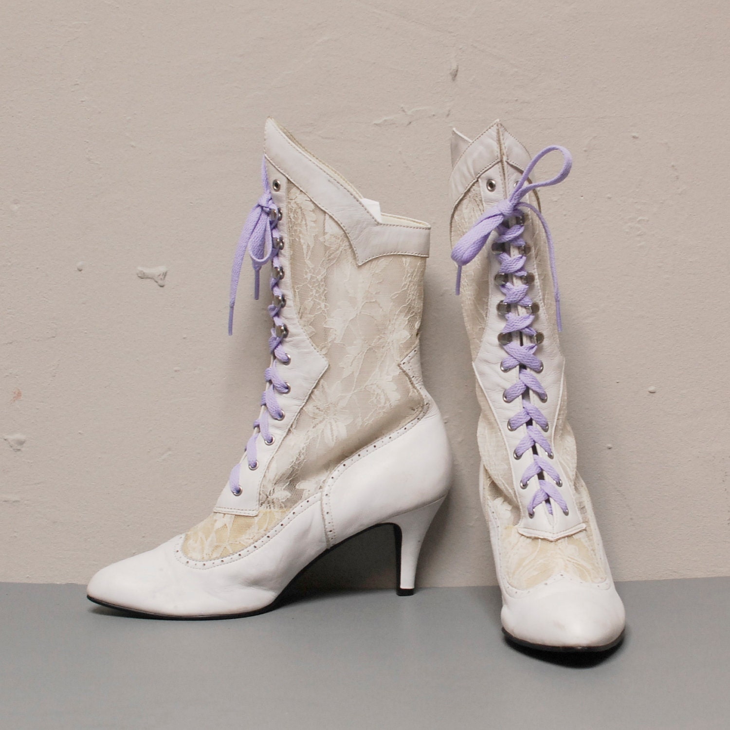size 7.5 LACE white leather 80s SOUTHWEST spectator LACE up ankle boots