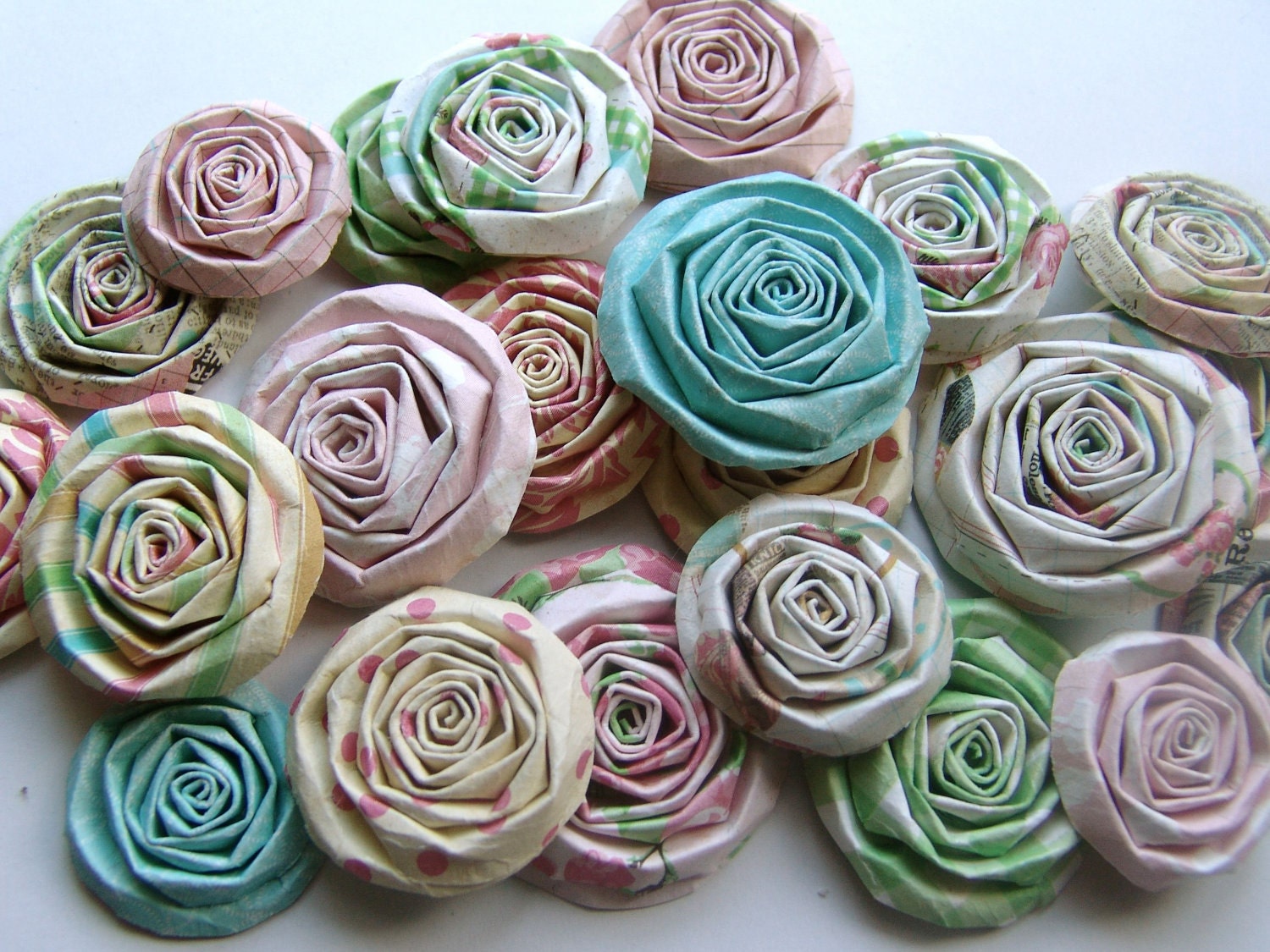 Vintage Marketplace handmade paper flowers SET of 20 roses pink blue and green