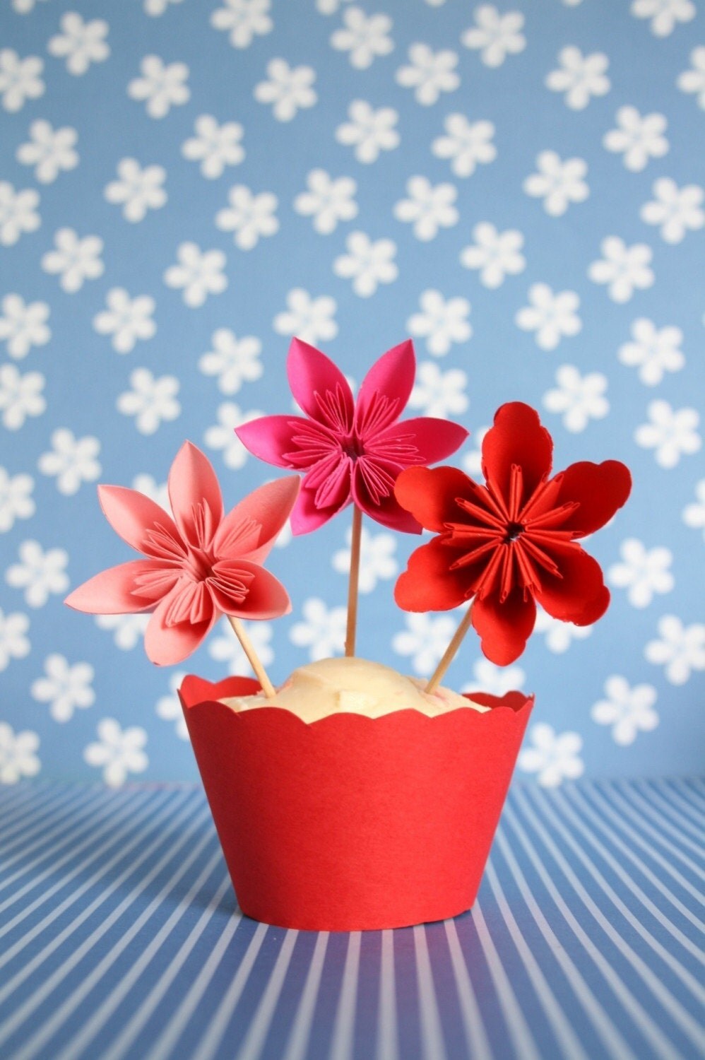 12 Cupcake Toppers Millalove's Paper Flowers