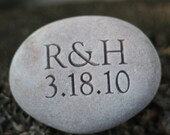 Oathing Stone - neo classic design - for wedding, anniversary or commitment by sjEngraving