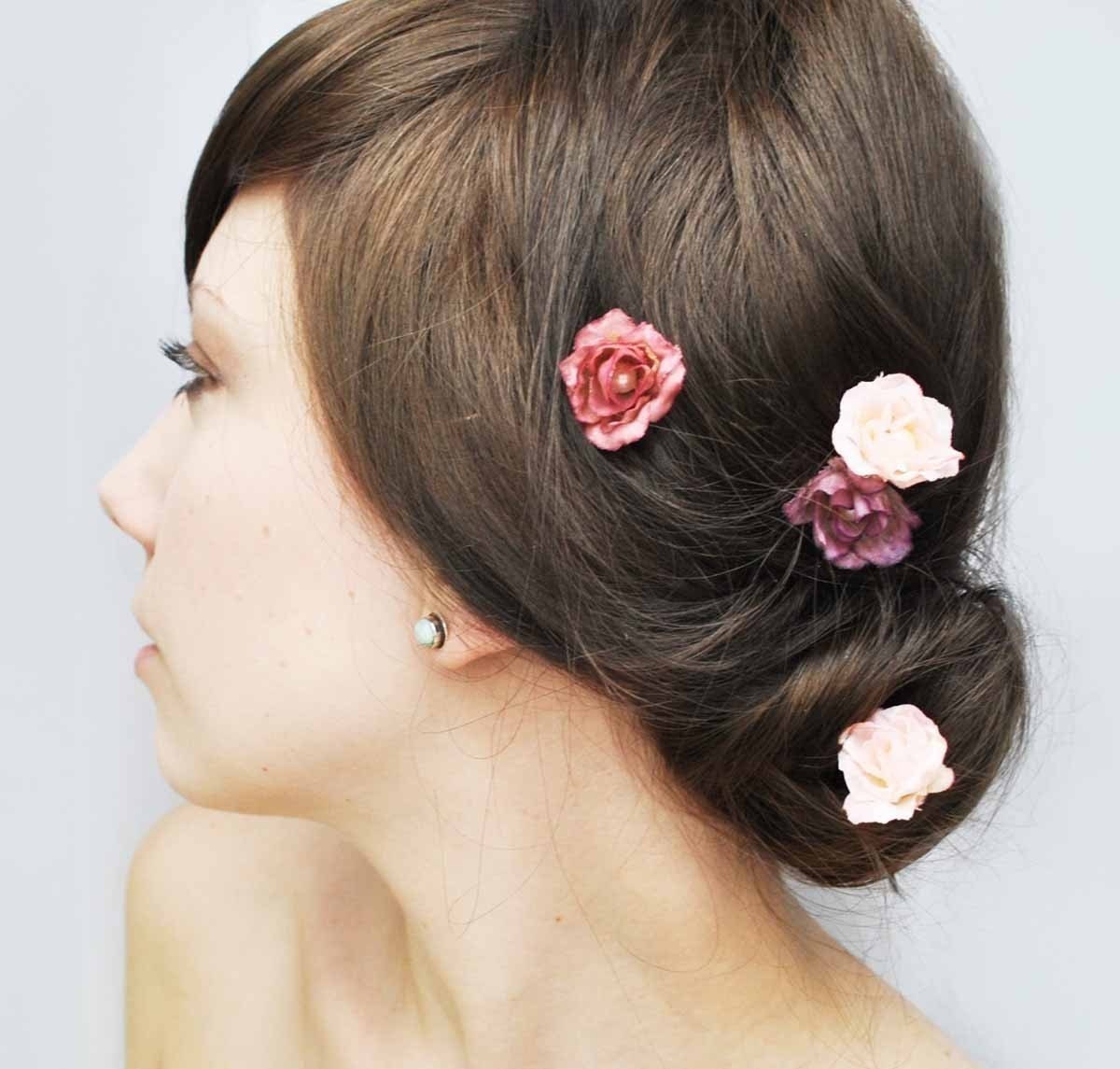 Pink flower bobby pin set, Rose hair clips - GUMDROPS