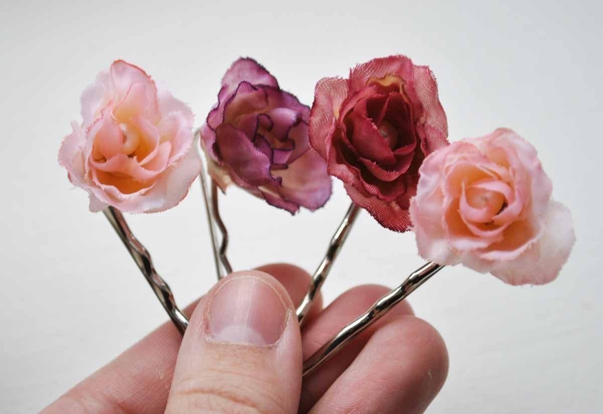 Pink flower bobby pin set, Rose hair clips - GUMDROPS