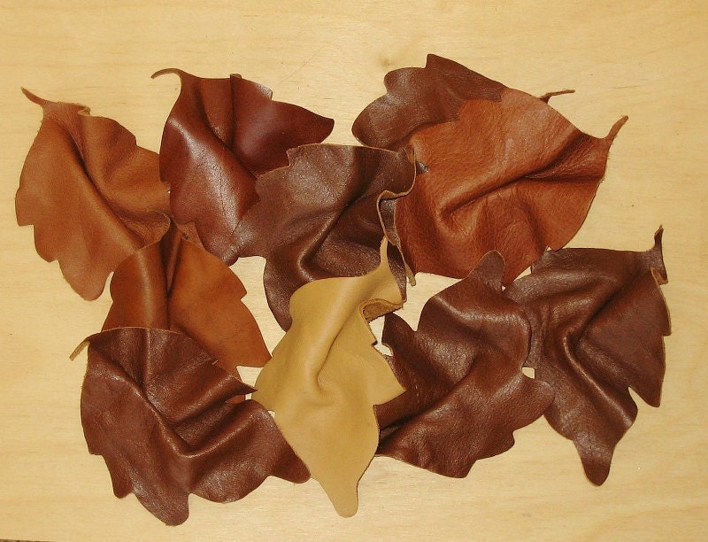 Leaves Leather Table Decor