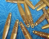 Dagger Charms, Antique Brass (CM-SM-10237-AC)...50