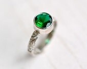 Green Topaz Nouveau Gemstone Solitaire Ring size 7