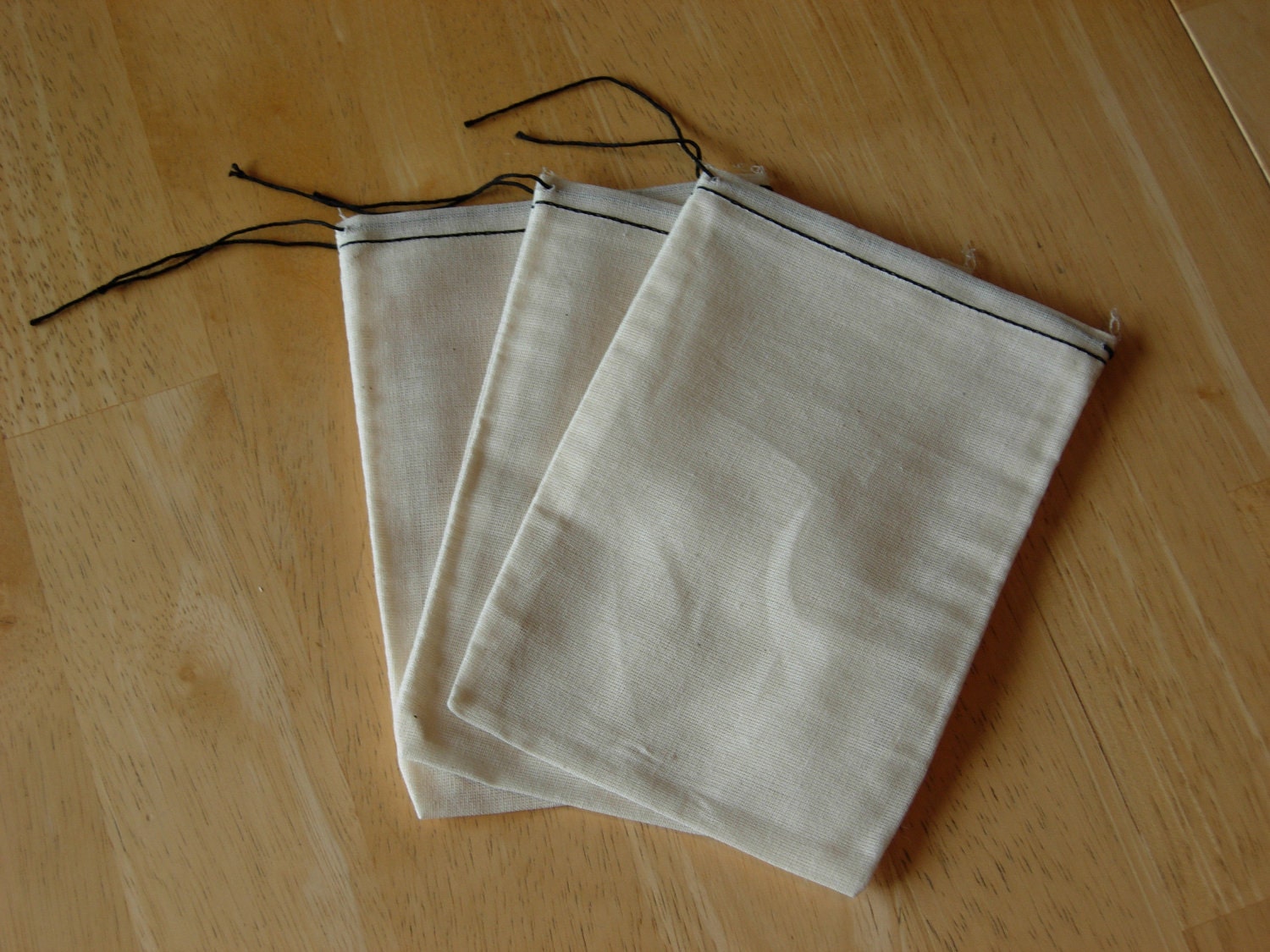 100 4x6 Muslin Drawstring Bags Black Hem and Drawstring