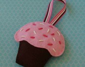 Decorative Felt Cupcake with Sprinkles