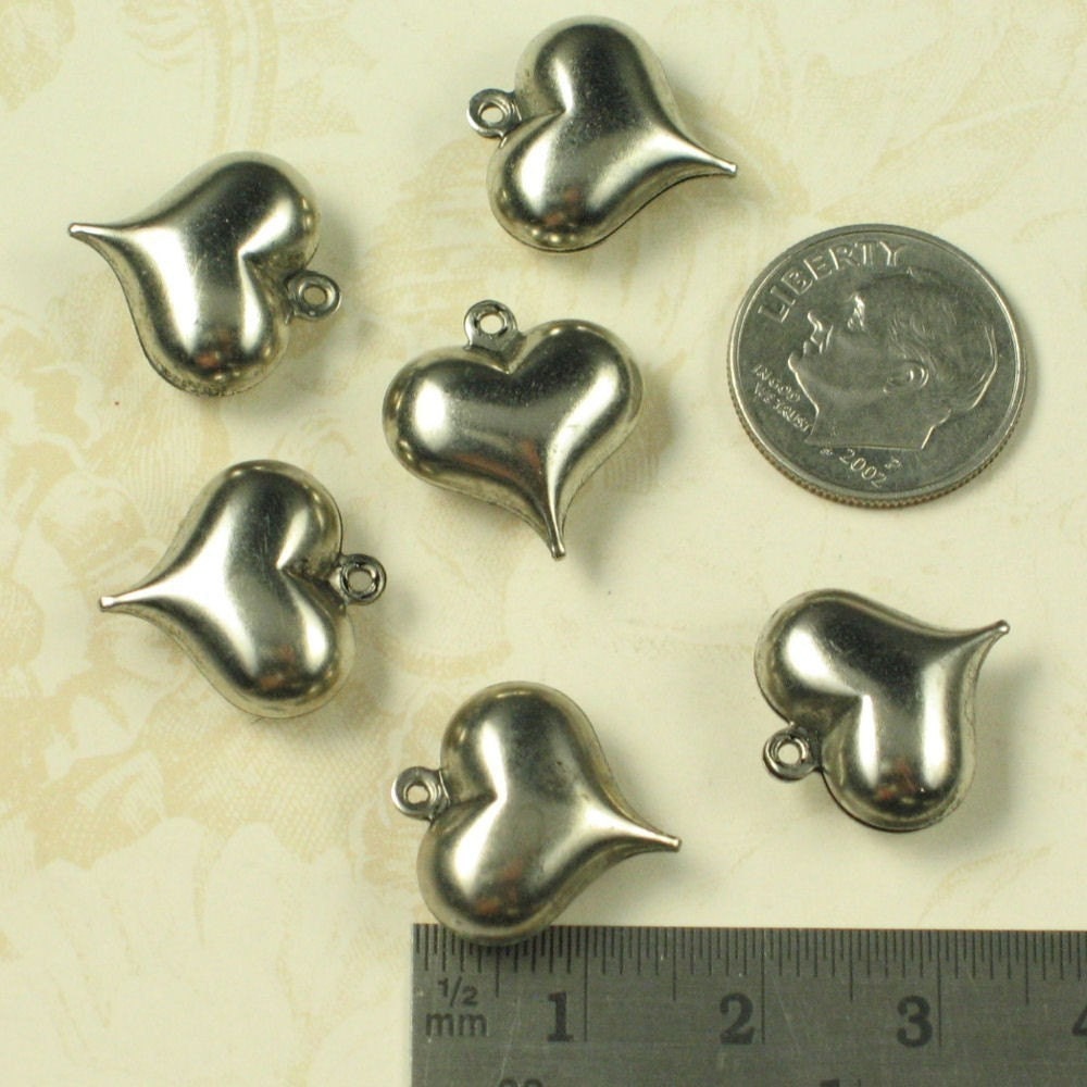 6 Antique Silver Brass Puff Heart Charm Finding Lot 780