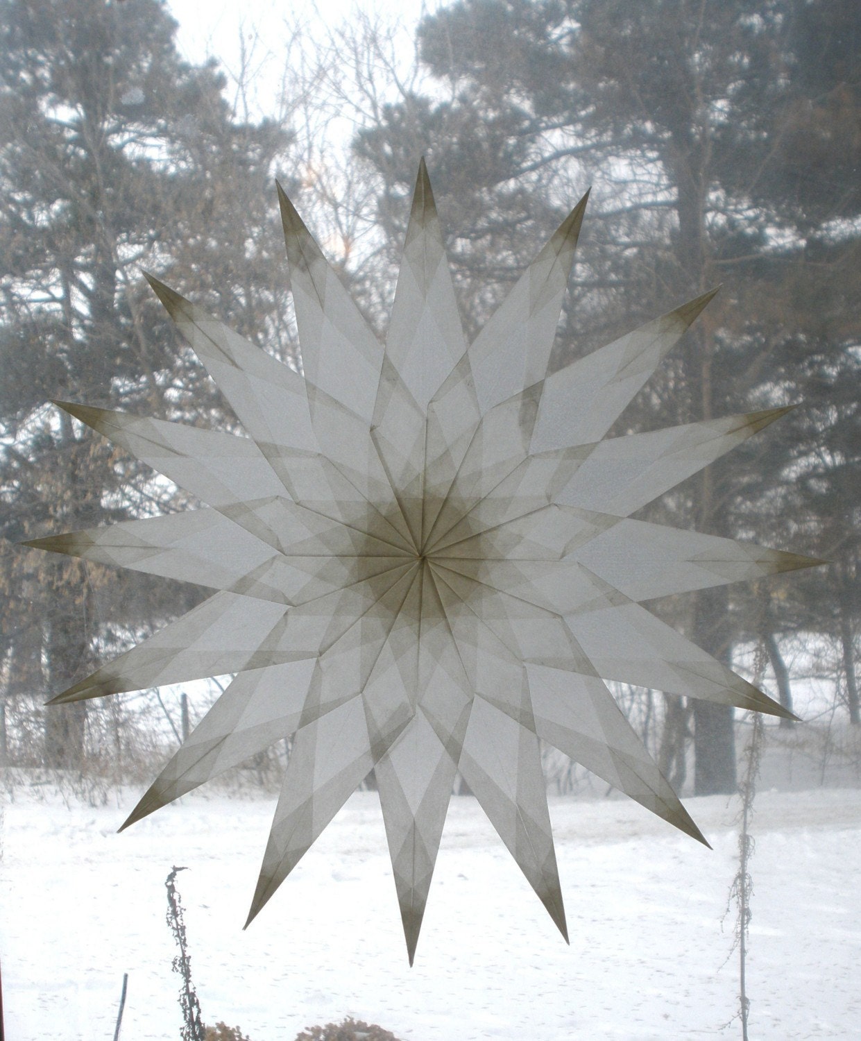 White 16 Point Window Star with Sharp Points