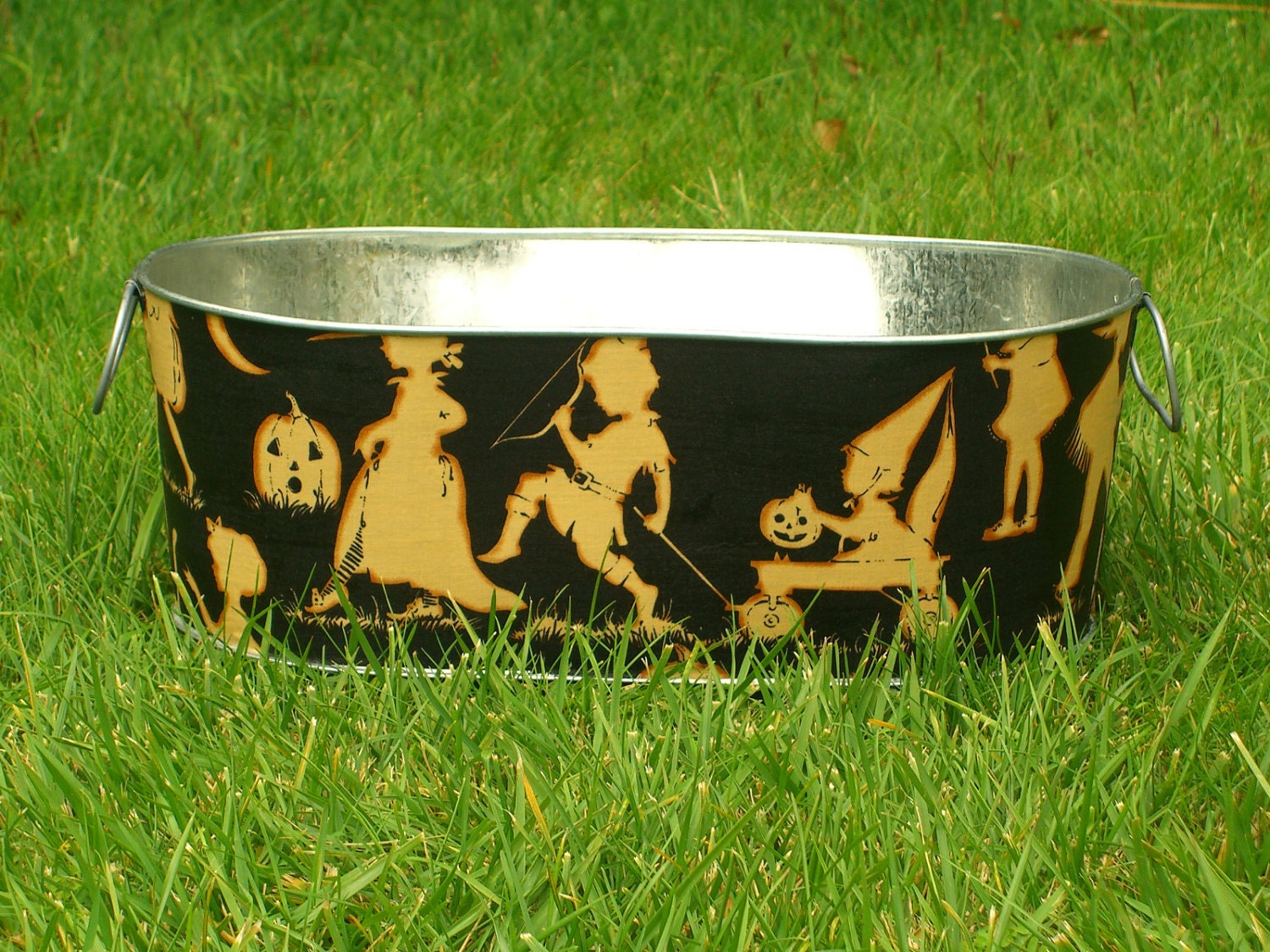 Galvanized Tub Halloween Lane Black and Natural lLarge Oblong Newborn Baby Photography Prop - LIMITED EDITION