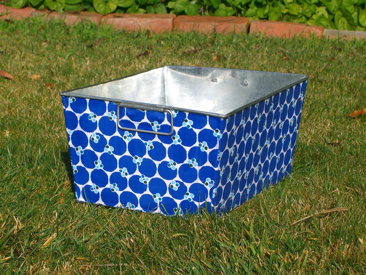 Rectangular Galvanized Storage Bin Retro Blue Bubbles