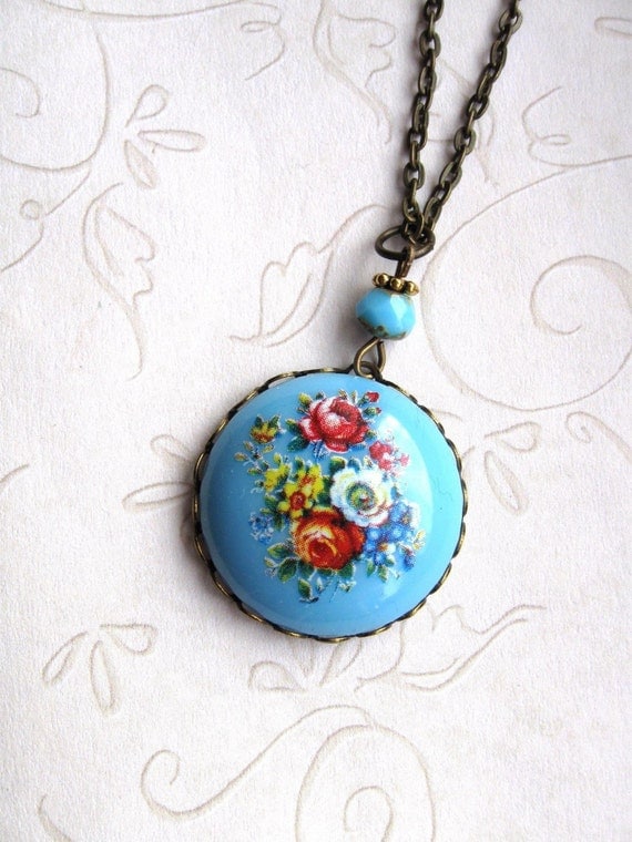 Boho Blue Flower Necklace - vintage cabochon