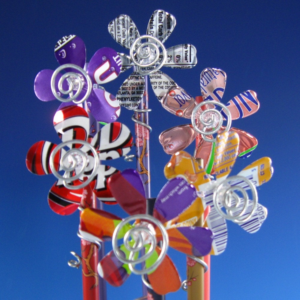 Pinwheel Posy Pot Bouquet - Garden of Pinks   - Upcycled Aluminum Soda Can Flowers