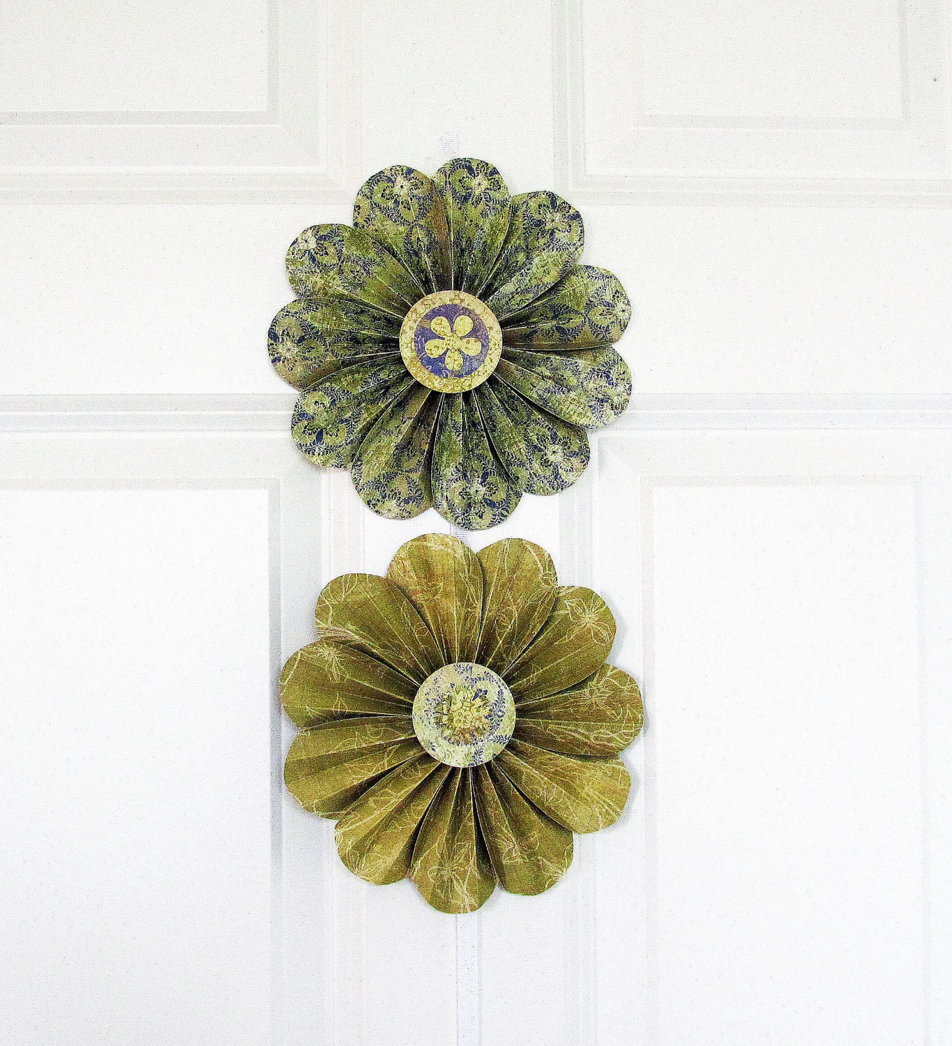 paper flower garland, flower mobile, boho decoration, photo shoot prop, home floral decor