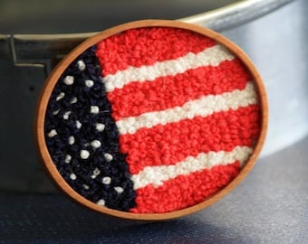 Brooch Hand Embroidery American Flag Brooch Colonial Knots Red White Blue