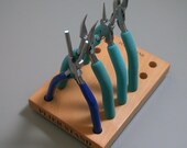 Pliers oragnizer - 6 pair of pliers fits on this nice wooden stand