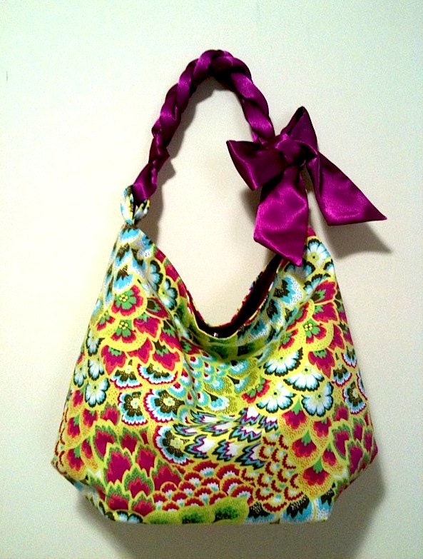 hobo tote bag in amy butler peacock feather fabric - angie mini