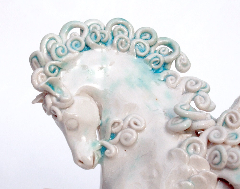 Pegasus - sculpture - The cloud born horse