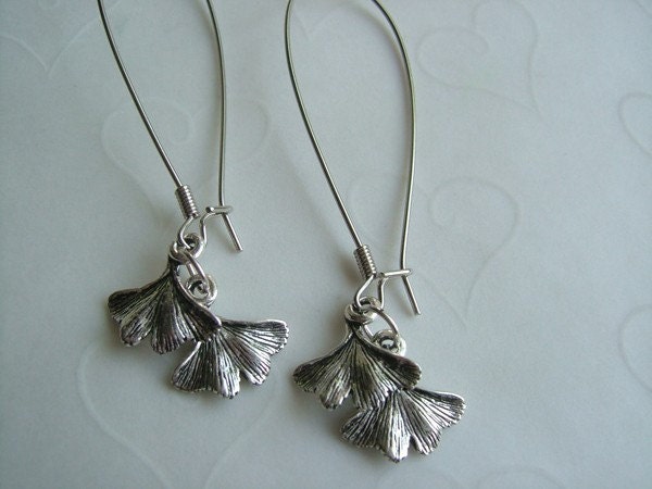 GINKGO LEAVES